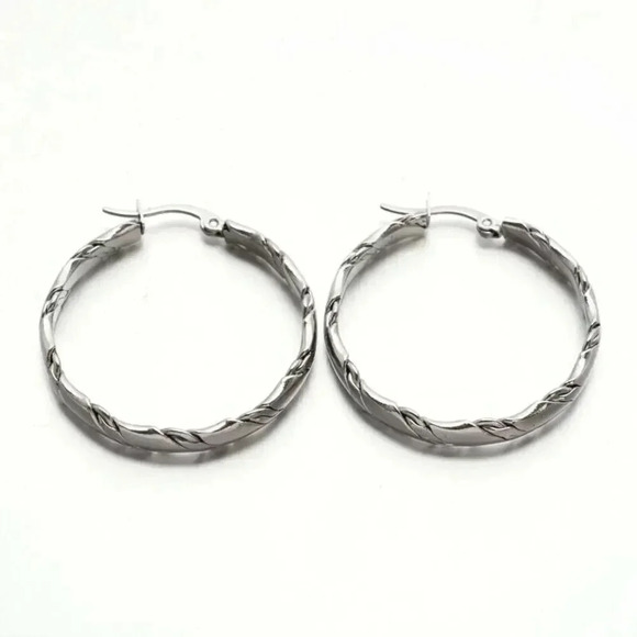 Surgical Stainless Steel Silver Twisted Rope Flat Round Hoop Earrings 36mm - Picture 1 of 2